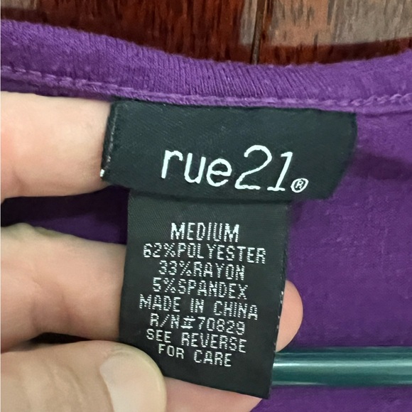 Rue 21 Purple Sequin Tank Top - Picture 2 of 3